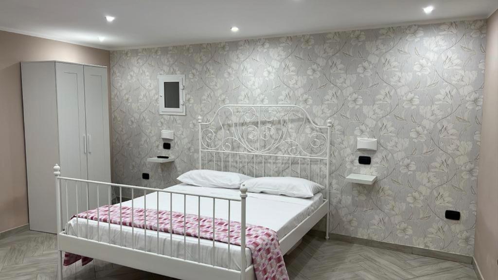 La Dimora Di Vittoria Apartment Наполи Екстериор снимка