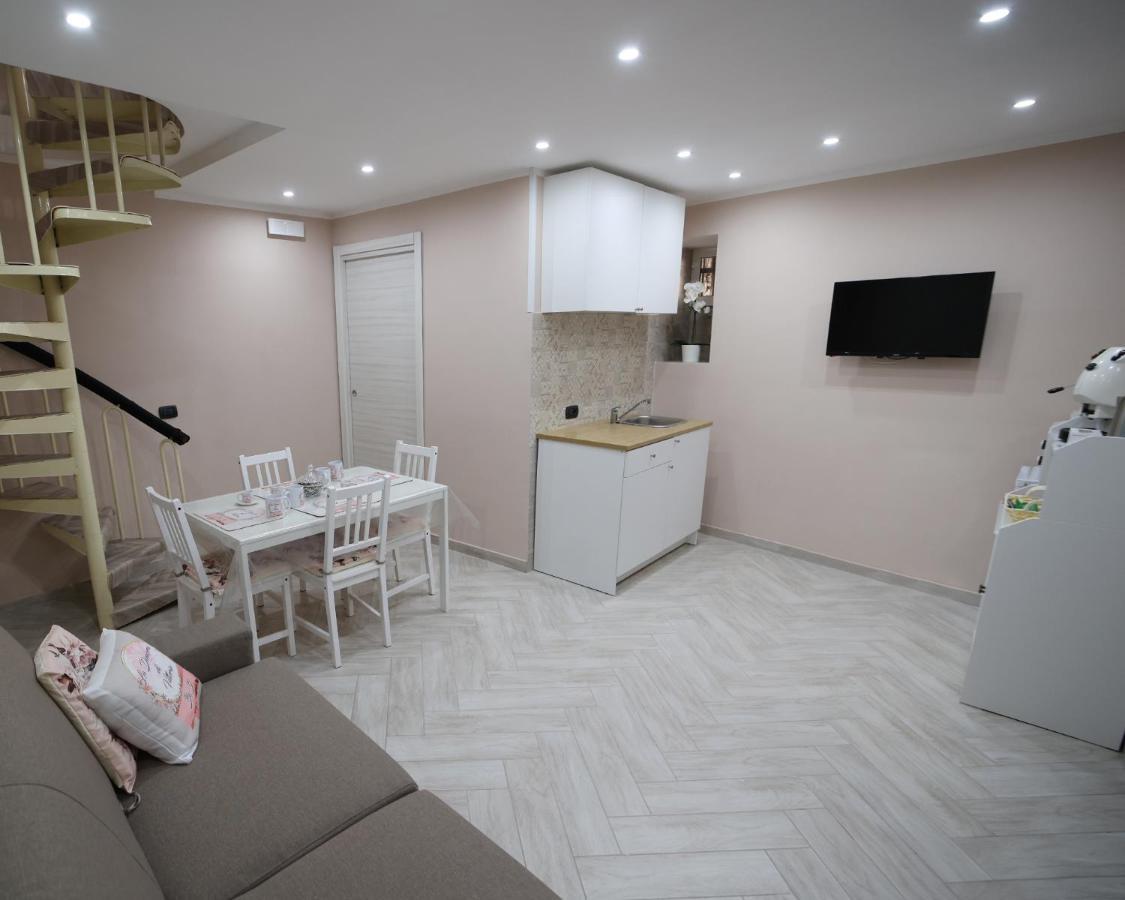 La Dimora Di Vittoria Apartment Наполи Екстериор снимка